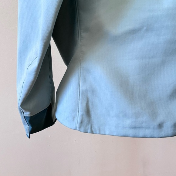 Vintage Arc'teryx Epsilon LT Hoody Jacket Women’s - Picture 11 of 15